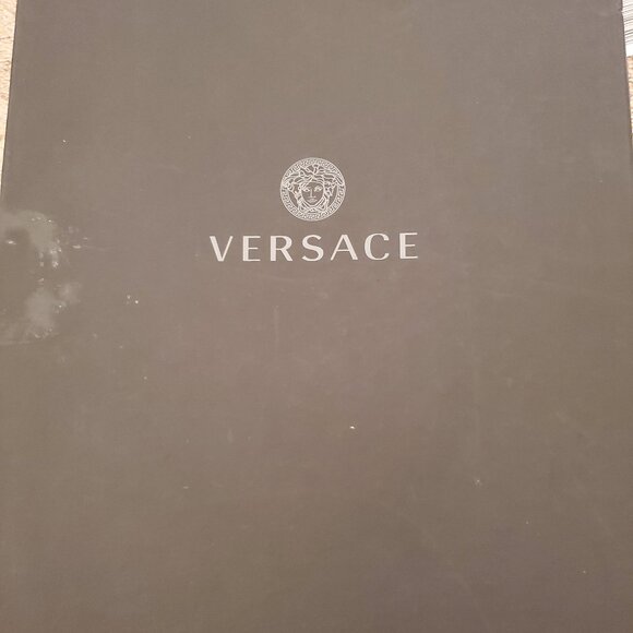 Versace Robe - Picture 2 of 7